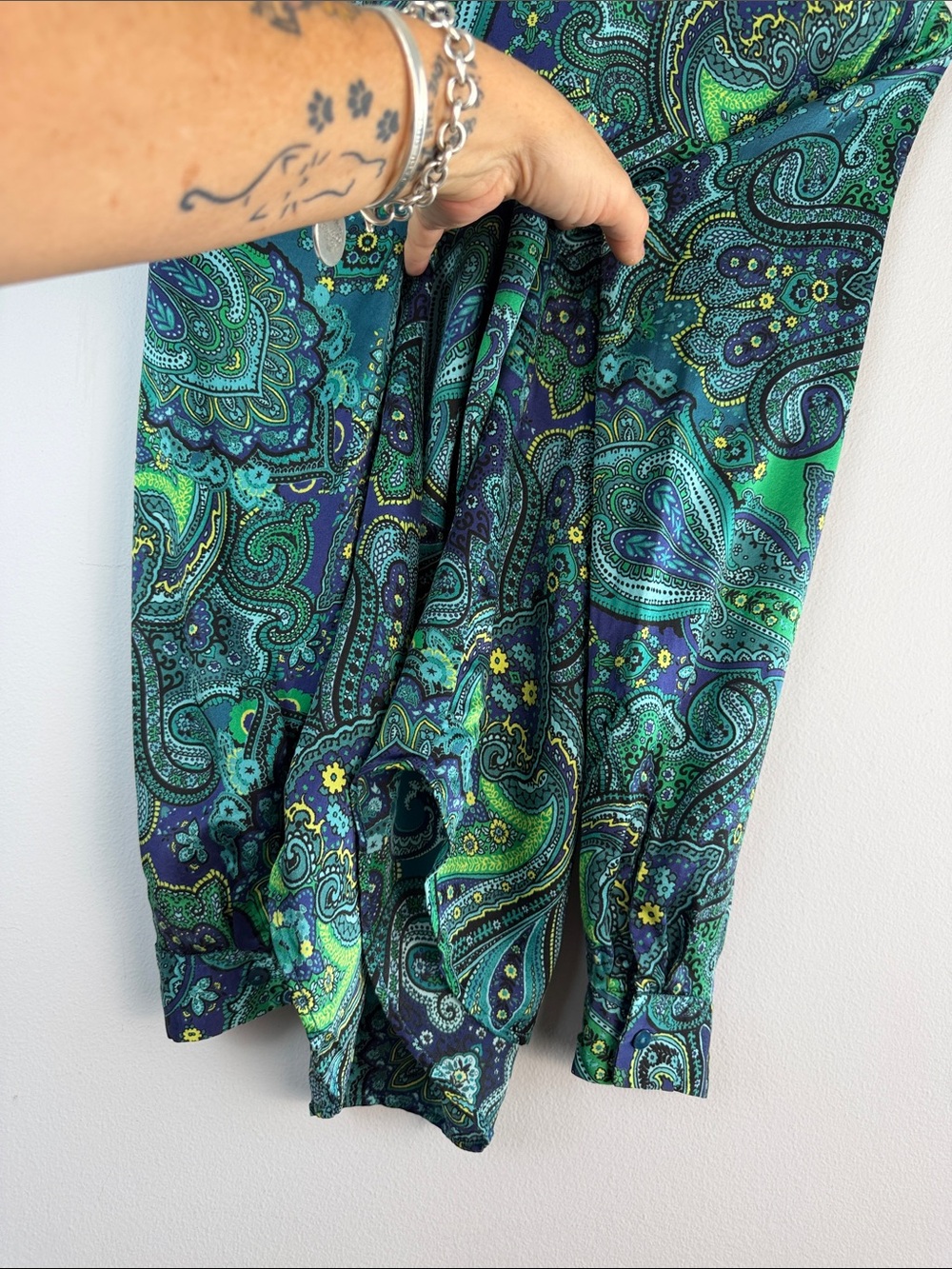 L’Agence Tyler Silk Blouse Deep Lagoon Paisley Bandana Button Up Long Sleeve XST - Picture 14 of 16